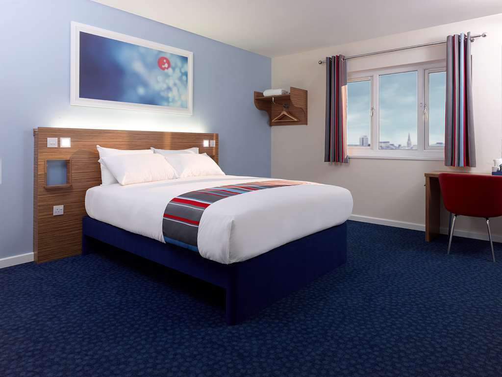 Travelodge Bath Central Værelse billede