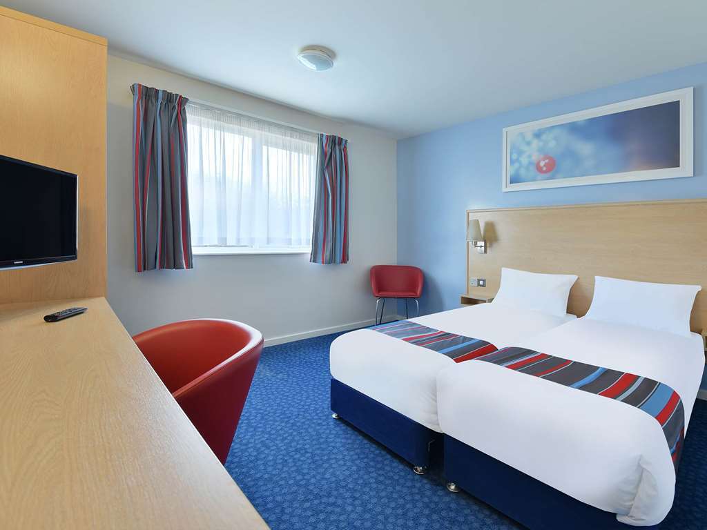Travelodge Bath Central Værelse billede